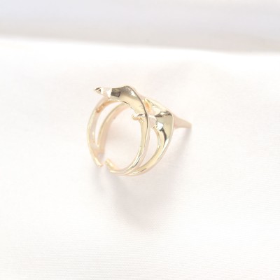 Yıldız Model Gold Renk Ayarlanabilir Yüzük Yıldız Model Gold Renk Ayarlanabilir Yüzük
