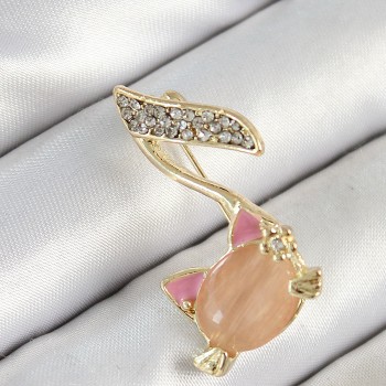 Zirkon Taşlı 3D Kedi Detaylı Nota Figürlü Gold Renk Kadın Broş Zirkon Taşlı 3D Kedi Detaylı Nota Figürlü Gold Renk Kadın Broş