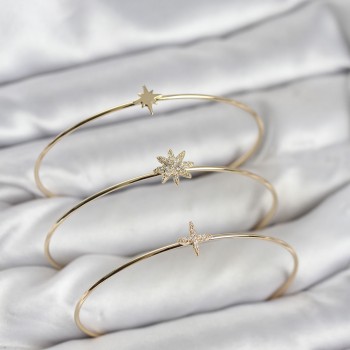 Zirkon Taşlı Kutup Yıldızı Model Gold Renk 3'lü Kadın Bileklik Kombini Zirkon Taşlı Kutup Yıldızı Model Gold Renk 3'lü Kadın Bileklik Kombini